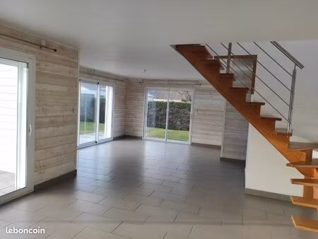 maison à agon-coutainville à louer