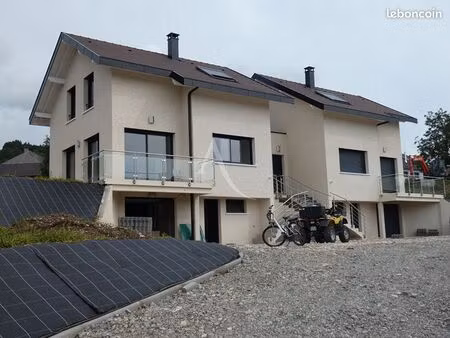 maison 5 pièces 105 m²