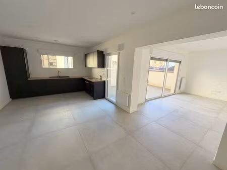 belle maison récente 105 m² avec garage  3 chambres  reims centre proche