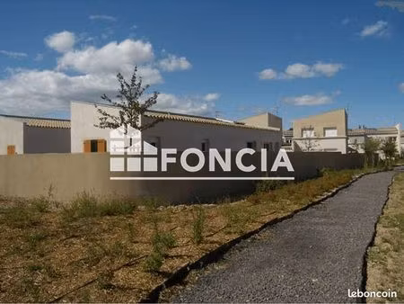 villa 4 pièces 81 m²