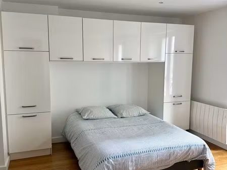 studio meublé de 26m2 à evian-les-bains : emplacement idéal au bord du lac et adjacent au 