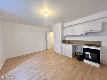 t2 à louer erquy centre