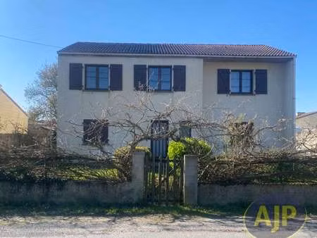 vente maison à saint-laurent-des-autels (49270) : à vendre / 112m² saint-laurent-des-autel