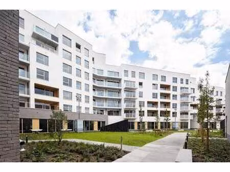 studio avec terrasse