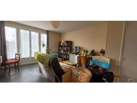 vente appartement 3 pièces à vitré la motte-st etienne (35500) : à vendre 3 pièces / 70m² 