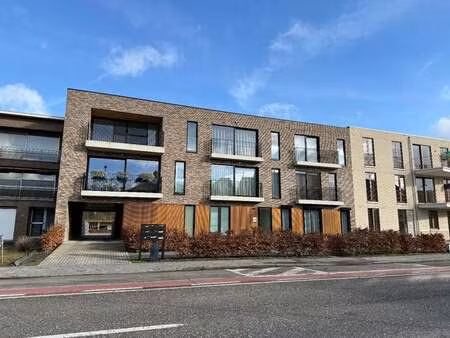 appartement à louer à brasschaat € 1.650 (lkg0h) | zimmo