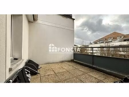 saint-pierre-du-perray - studio avec terrasse à vendre