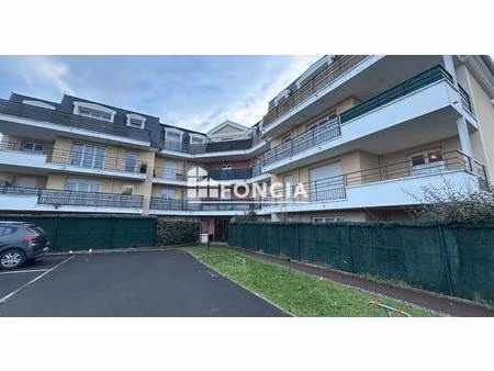 vigneux sur seine : appartement t1 de 35m2 avec terrasse et jardinet