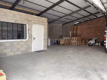 location locaux professionnels 190 m² à sens (89100)  1 000 €