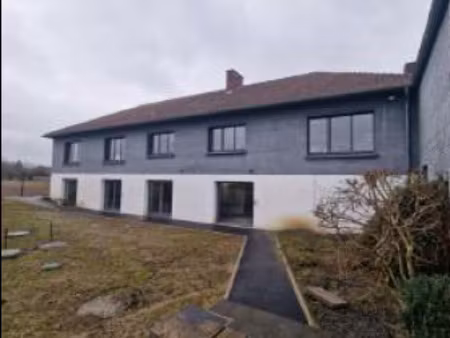 maison de luxe à louer à seclin : 16 000 €/mois | 1395m²