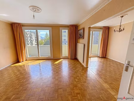 vente appartement 4 pièces 73 m² à echirolles (38130)  67 000 €