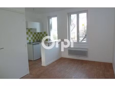 location appartement  m² t-2 à tours  470 €