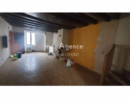 vente maison 10 pièces 160 m² à la gravelle (53410)  118 000 €