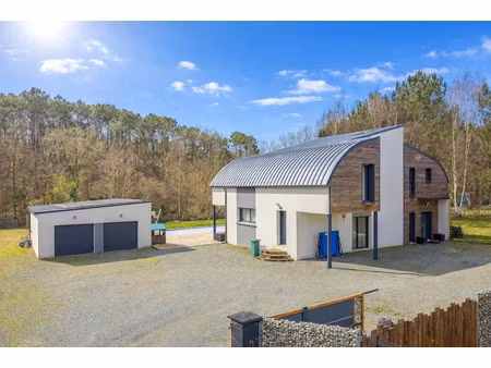 vente maison 7 pièces 206 m² à montfort-le-gesnois (72450)  443 500 €