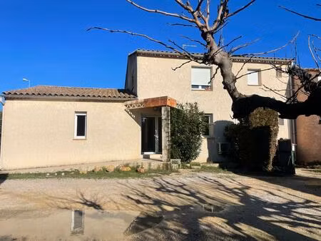 location bureau à beaumes-de-venise (84190)