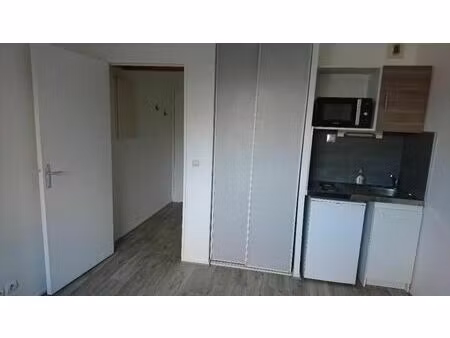 location appartement 1 pièce 18 m² à pontoise (95000)