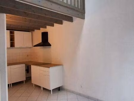 location appartement 2 pièces à laval (53000) : à louer 2 pièces / 35m² laval