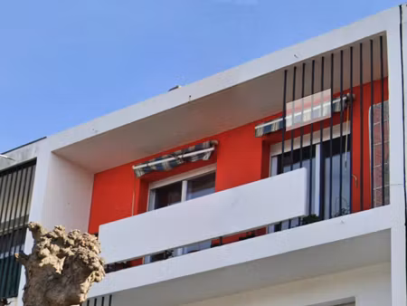 appartement 3 pièces  77 m²  avec aperçu mer   balcon   garage  proche plage et commerces