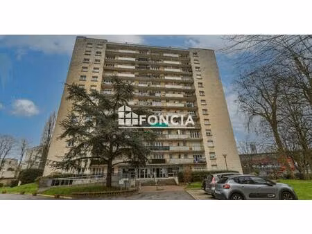 appartement 3 pièces - 5 mn gare rer c savigny/orge