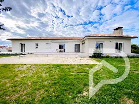 vente maison 8 pièces 205 m² gimont (32200)