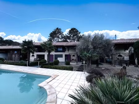 maison salles 6 pièce(s) 223 m2