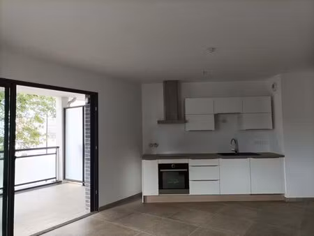 annonce location appartement 3 pièces de 75m2 à chabeuil (26120) - paruvendu.fr ref 992784