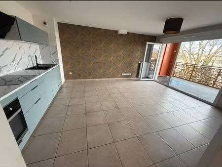 à louer – appartement t3 - 75 m² – 2 balcons – garage double – résidence récente