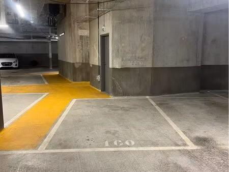 place de parking colombes