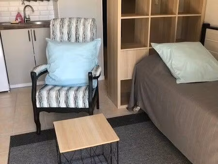 studio meuble avec parking