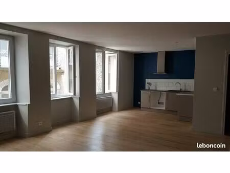 2 pièces centre saint flour haut