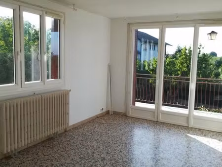 location appartement dans maison