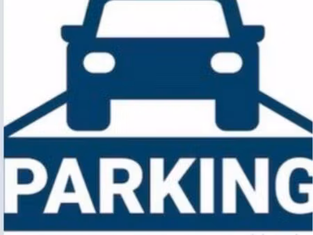 location parking ?️ extérieur quartier chalets/raisin