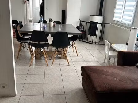 maison 3 chambres à villeneuve saint germain