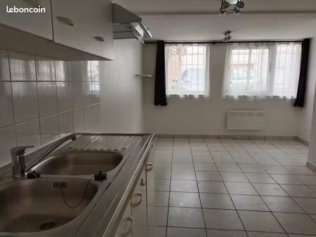 appartement type t2 à louer