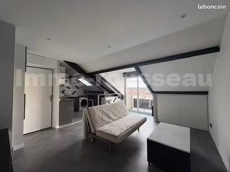 studio 1 pièce 22 m²