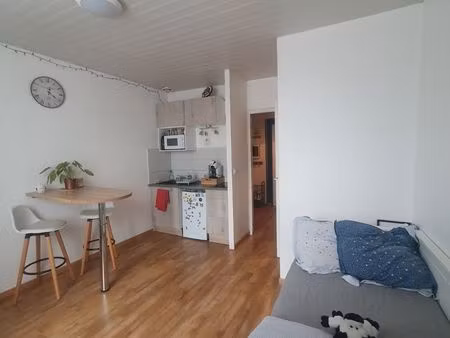 studio meublé 25m ²