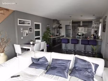 maison 3 pièces 80 m²