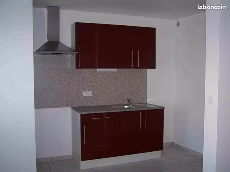 appartement t3 centre ville bressuire