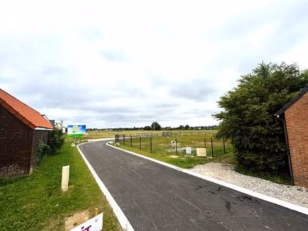 terrain constructible viabilisé à vendre