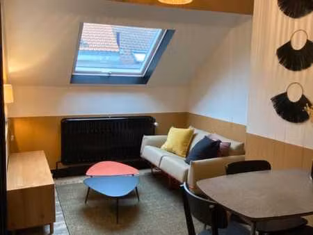 place stéphanie - appartement meublé tout juste rénové