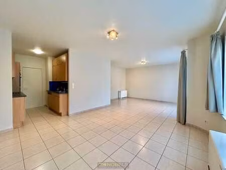 te huur instapklaar appartement met 2 terrassen en garage...