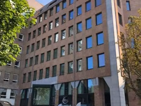 bureaux à louer de 357 à 487 m²!