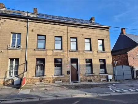 maison de commerce 2 chambres terrasse et jardin