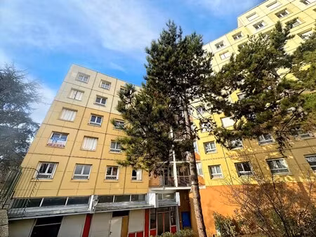 4 pièces de 88m² au pied du rer b laplace