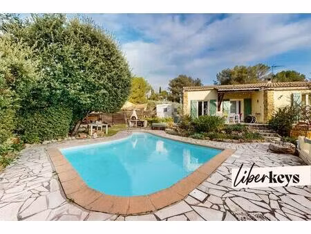 roquebrune-sur-argens : le charme provençal entre mer et collines – villa familiale 103m².
