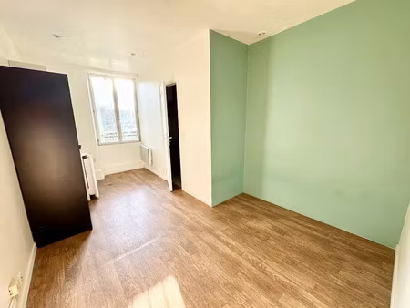 location appartement 1 pièce 13.62 m² à fontaine-le-port (77590)  485 €