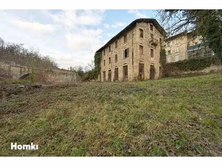 immeuble de rapport de 742 m² à réhabiliter