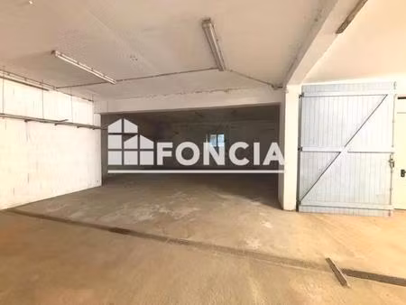 location - entrepôt - 60 m² - 5 520 €/an hc ht - 460 €/mois hc