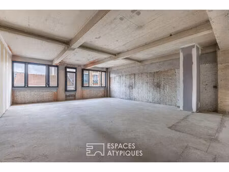 loft industriel brut à aménager