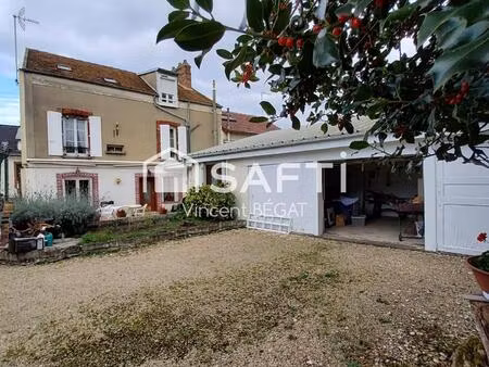 /gare à pied maison ancienne 5 chambres jardin